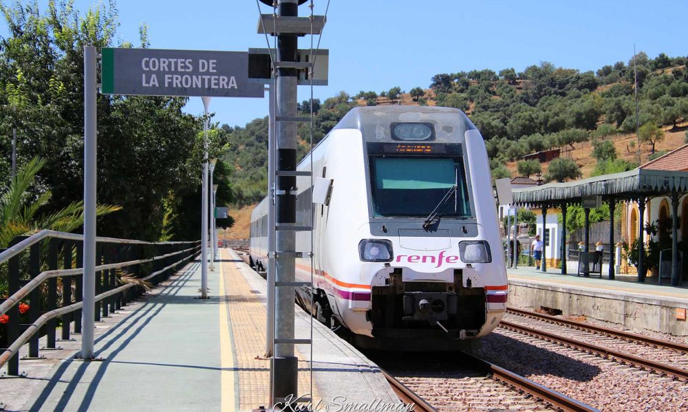 Adif adjudica los elementos de acceso y control de instalaciones de la estación de Cortes de la Frontera
