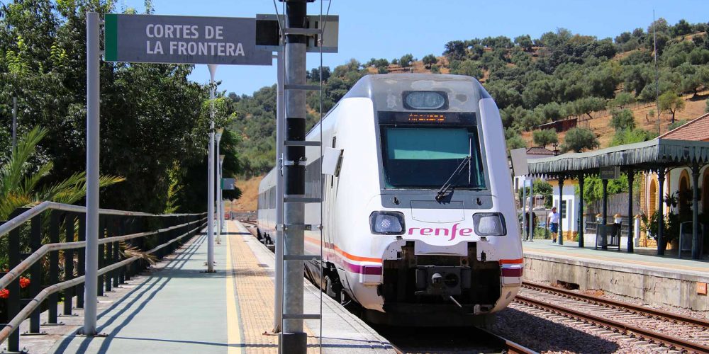 Adif adjudica los elementos de acceso y control de instalaciones de la estación de Cortes de la Frontera