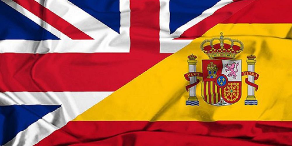Interior y Migraciones firman la Instrucción sobre el procedimiento para la expedición del documento de residencia a los nacionales de Reino Unido residentes en España