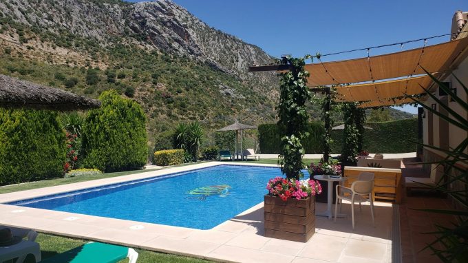 Casitas Cueva del Gato rural holiday cottages