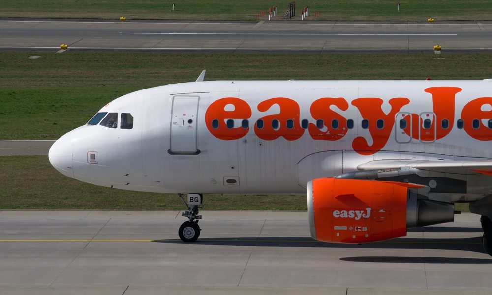 Maroto defiende ante easyJet y Jet2 los corredores aéreos seguros entre España y Reino Unido