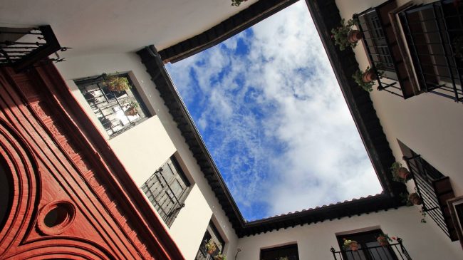 Serendipity IV – a cancellation, two TVs, Chateaubriand and Ronda’s Palacio de Mondragón
