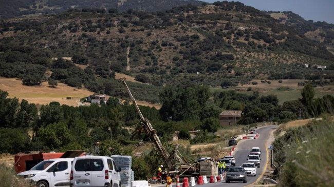 Diputación invests 3.1m euros to resolve movement of road linking Ronda and villages in the Guadiaro valley