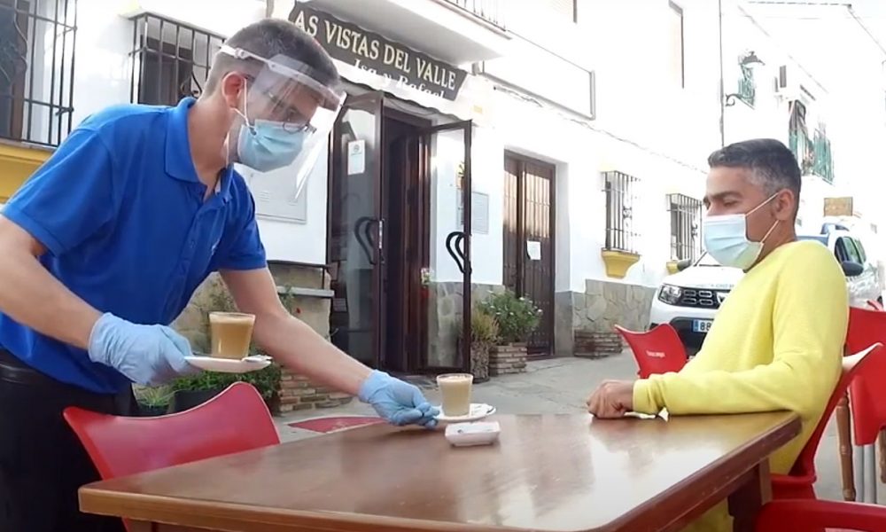 VIDEO: Centros Guadalinfo en El Valle del Genal promocionan el uso del monedero electrónico entre empresas y residentes de la comarca